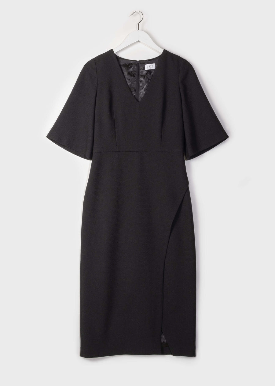 Black kimono sleeve v-neck midi length dress with a slit / Must kimono varrukatega midipikkusega lõhikuga kleit naistele