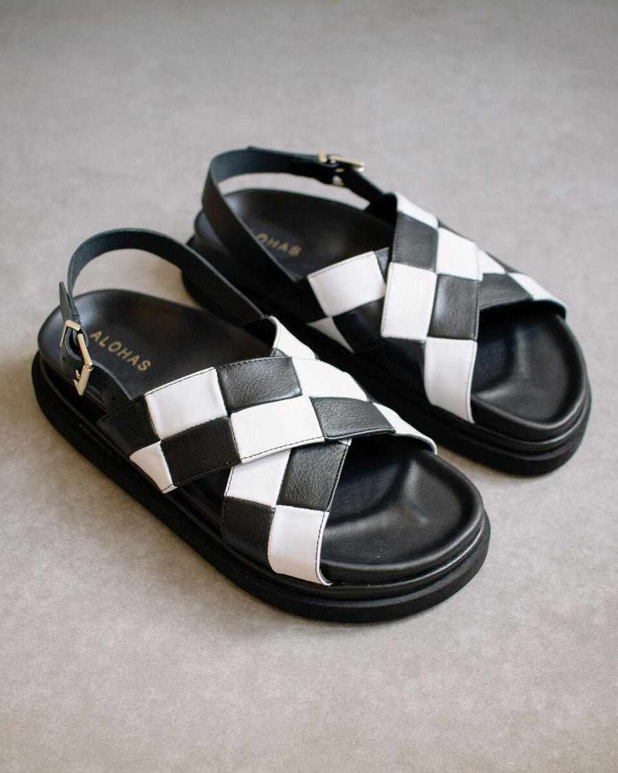 ALOHAS Marshmallow Scacchi Sandal - Black & White